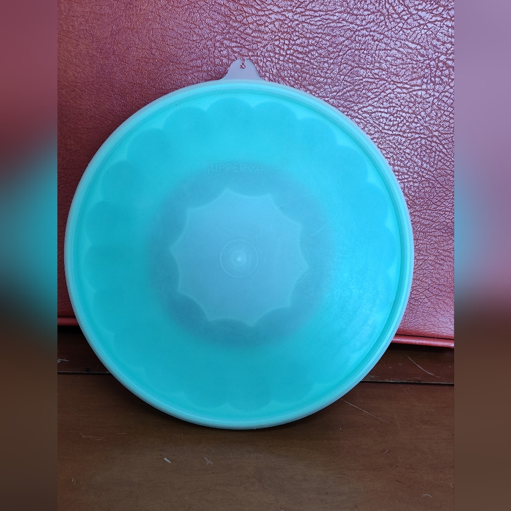 Tupperware Vintage Jello Mold